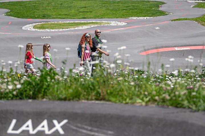 Laax Falera Foxtrail: Puzzle Hike Through Alpine Villages photo 4