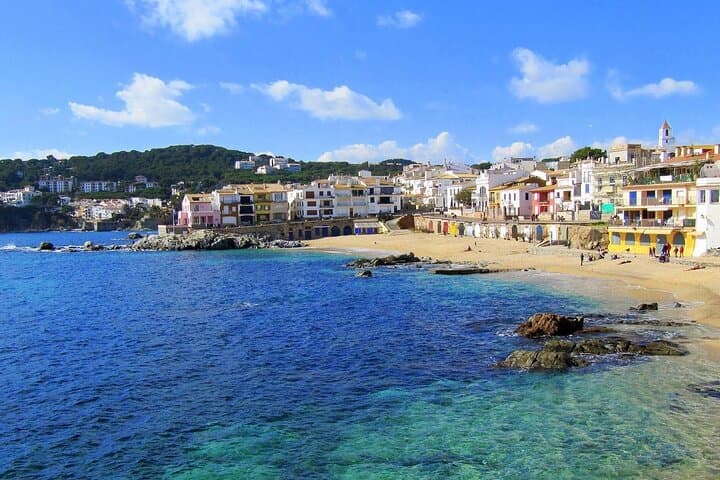 Private Dalí Museum & Costa Brava Day Tour from Barcelona
