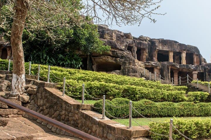 Explore Udayagiri and Khandagiri: Bhubaneswar's Ancient Cave Walk photo 4