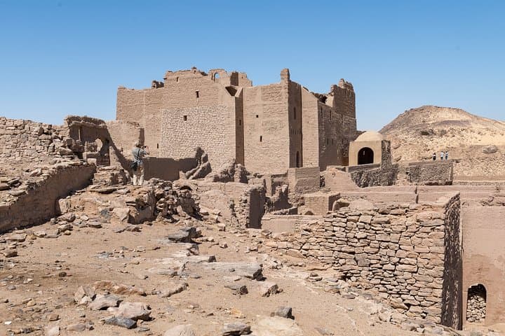 Aswan West Bank: Private Tour to the Tombs of the Nobles & San Simon Monastery