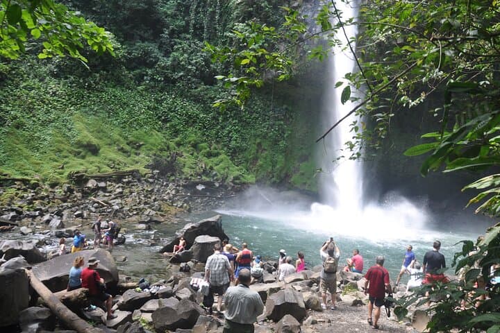 Full-Day Arenal Volcano & Rain Forest Tour from Guanacaste — La Fortuna Waterfall & Ecocentro Danaus