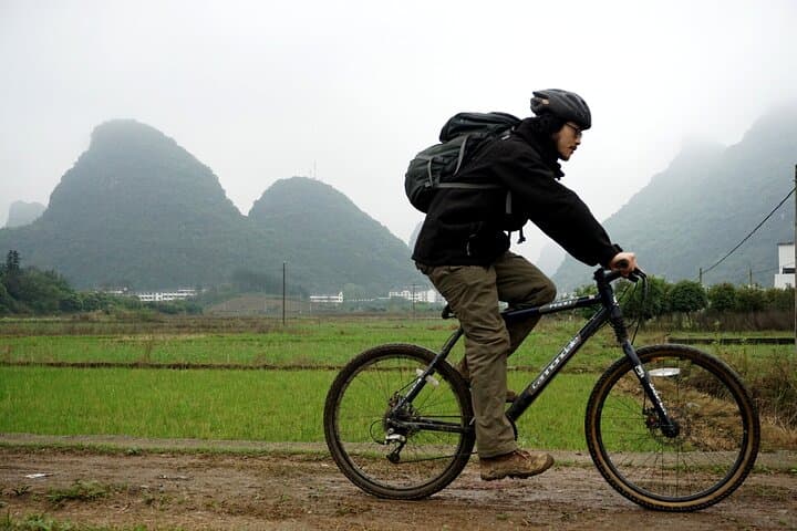 Yangshuo Full-Day Private Bike Tour Through Karst Countryside
