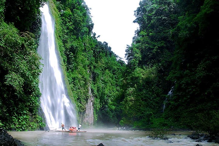 Pagsanjan Falls Adventure: Shooting the Rapids from Manila photo 6