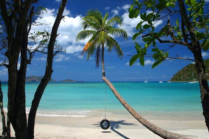 Private Island Hopping & Snorkel Charter from St. Thomas — 7.5-Hour 35' Marlin photo 5