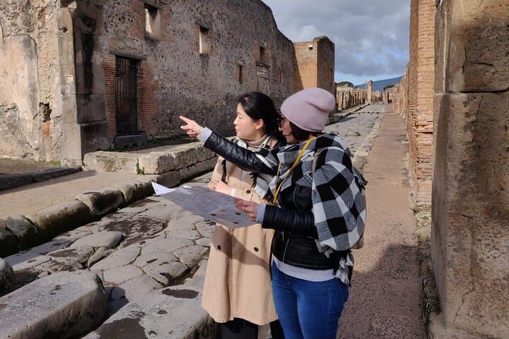 Private Pompeii Tour: Fast-Entrance Tickets & Exclusive Guide to the Ruins