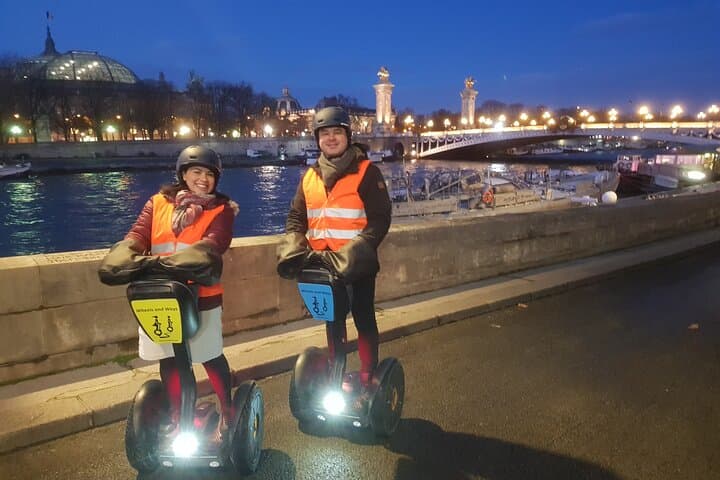 Paris Night Segway Tour: Illuminations of the Eiffel Tower & Monuments photo 4