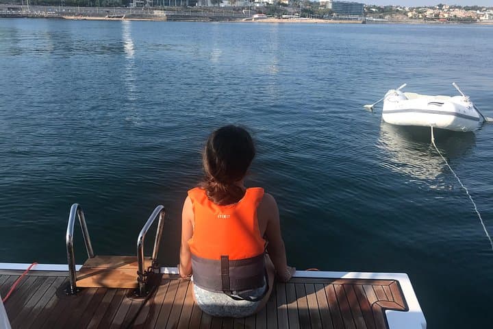 Cascais Private Sailing Cruise: 2-Hour Coastal Sail with Drink photo 6