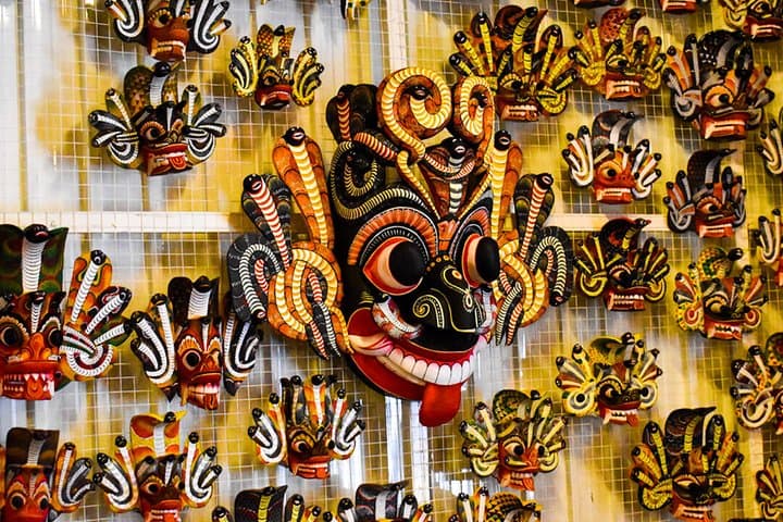 Hands-On Mask Making Tour from Bentota: Create a Traditional Sri Lankan Kaduru Mask photo 5