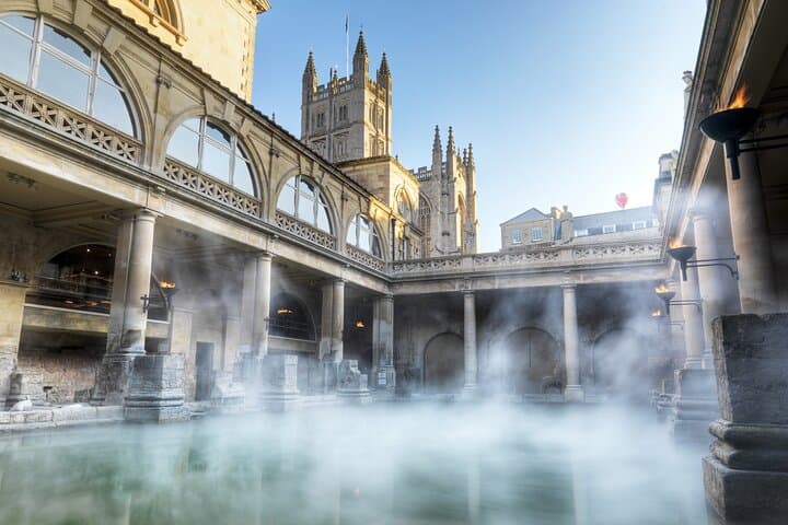 Windsor, Stonehenge & Bath Day Trip from London — 12‑Hour Guided Tour photo 3