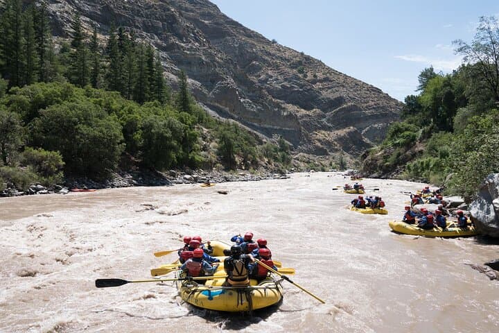 Maipo River Rafting: Class III–IV Rapids in Cajón del Maipo