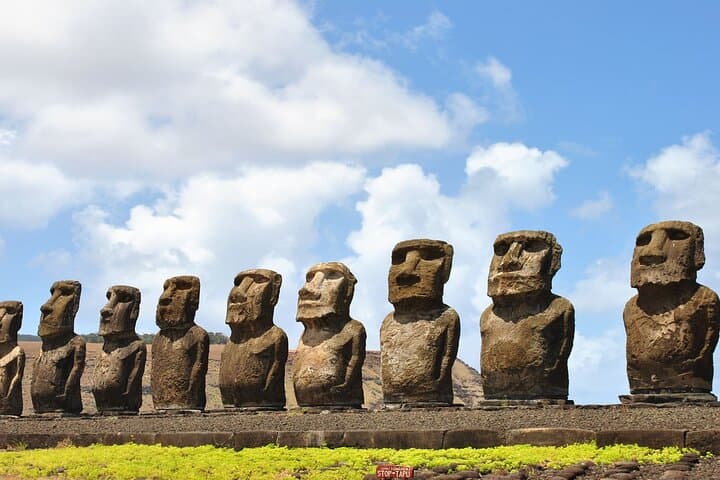 4-Day Adventure on Rapa Nui: Terevaka, Snorkel & Horseback photo 5