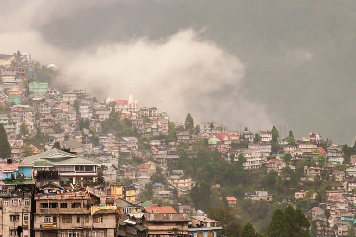 Darjeeling Day Trip from Gangtok — Tiger Hill, Toy Train & Tea Estate Sights photo 6