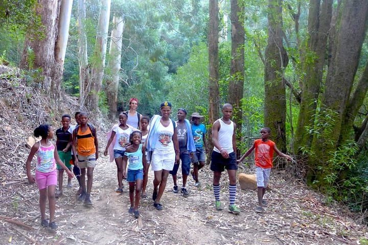 hike-with-township-kids-langa-cape-town-community-side-by-side
