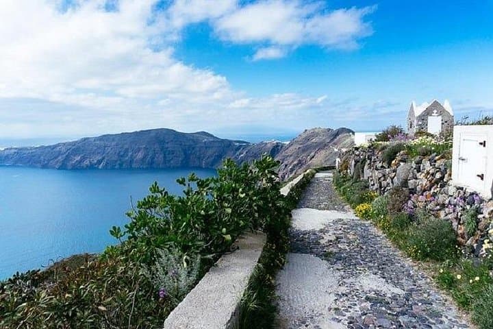 Santorini Caldera Walk: Fira to Oia Cliffside Hike with Caldera Views photo 4