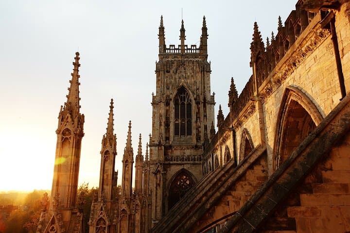 York Private Walking Tour: Minster, Shambles and Jórvík Viking Centre