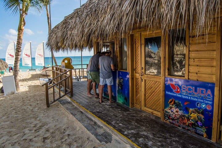Advanced Open Water Diver Course in Bávaro — 30m Caribbean Deep Dives photo 5