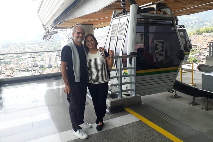 Medellín Comuna 13 and Arví Park Full-Day Private Tour: Art, Cable Cars & City Views photo 2