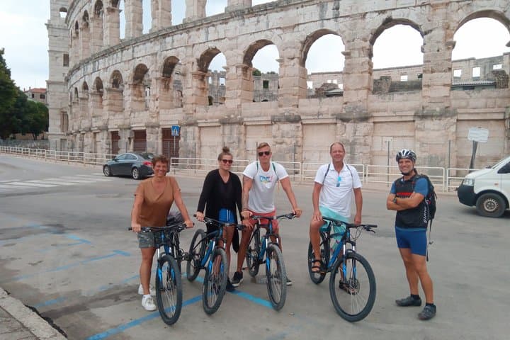 Pula Seaside Bike Adventure: Cliffs, Coves and Sea Cave Swim photo 5