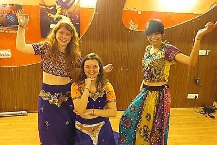 Learn to Dance Like a Bollywood Star — 2‑Hour Delhi Workshop in Bollywood, Bhangra & Dandiya photo 5
