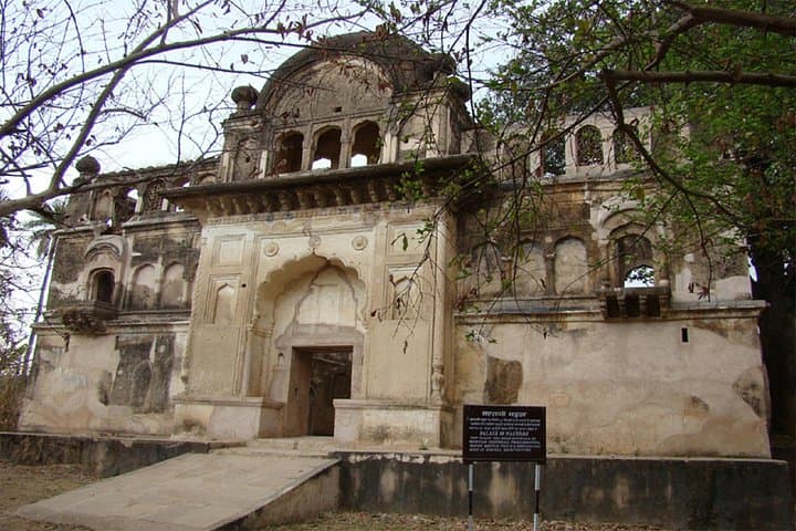 Explore Mastani Mahal & Ajaigarh Fort: Private Day Trip from Khajuraho photo 3