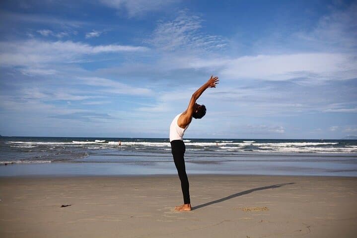 Private Yoga Class in Fort Kochi: Sun Salutations by the Sea photo 6