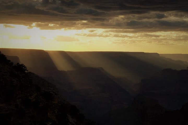 Grand Canyon Sunset, Private Guide, and El Tovar Dinner: From Sedona or Flagstaff photo 6