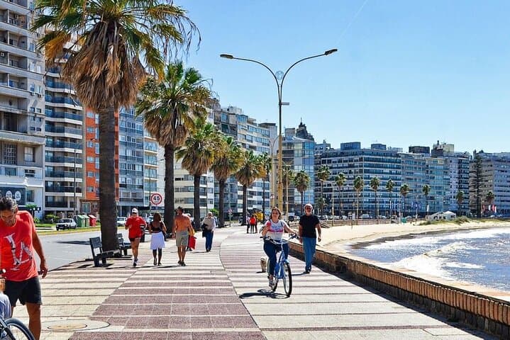Montevideo City Bike Tour: 22km Rambla Ride Through Ciudad Vieja photo 2