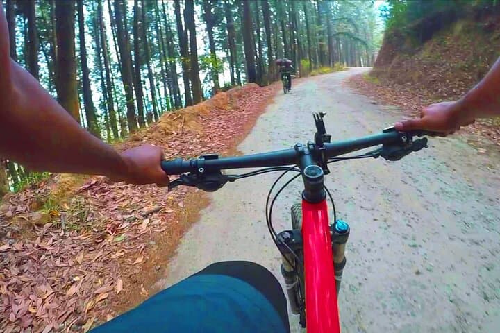 Pedal to Meemure: Kandy to Mini World's End Cycling Adventure