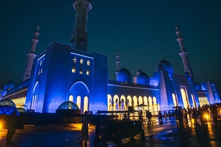 Private Round-Trip Sheikh Zayed Grand Mosque Tour from Dubai — From Dubai to Abu Dhabi photo 2