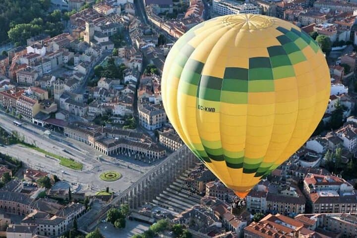 Sunrise Hot Air Balloon Over Segovia — Flights with Madrid Transfers