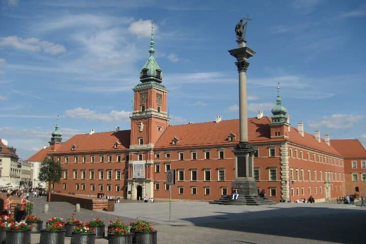 Warsaw Ghost Stories Private Night Tour: Old Town Walking Experience photo 3