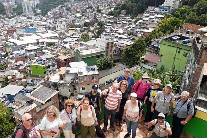 Rocinha Jeep Tour: Explore Rio’s Largest Favela by Convertible Jeep