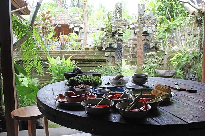 Private Balinese Home Feast in Ubud: Dewa’s Village Dinner Experience photo 5