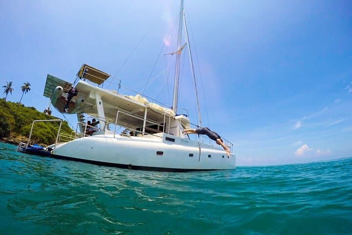 Mirissa Yacht Cruise: Whale Watching & Private Luxury on Sri Lanka’s South Coast photo 4