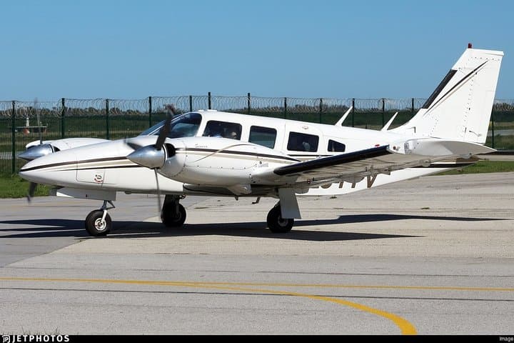Helicopter Transfer Colombo (Ratmalana) to China Bay (Trincomalee): Fast Scenic Airport Transfer photo 6