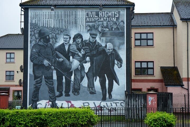Londonderry Private Walking Tour: Historic City Walls & Bogside Murals photo 2
