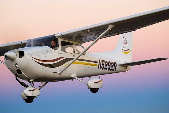 Scenic Air Transfer from Ratmalana to Jaffna: Fast, Practical, and Picturesque