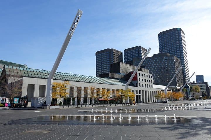 Private 4-Hour Montreal City Tour — Mount Royal, Old Montréal and Jean-Talon Market photo 2