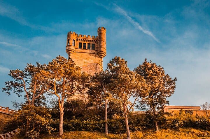 San Sebastián Insta-Walk: Capture La Concha, Monte Igueldo & Old Town with a Local photo 4