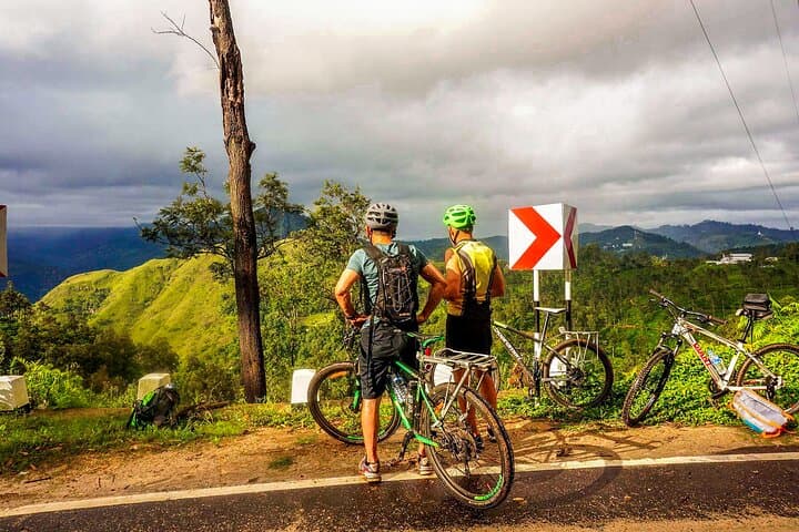 Cycling to Ravana Falls, Cave & Ella Gap — Half-Day Ride from Ella photo 5