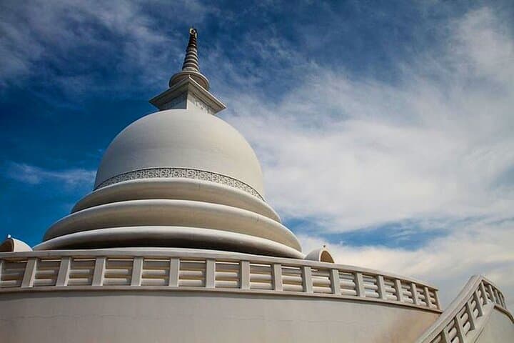 Hidden Temples and Secluded Coastlines Tour from Talpe — Galle Day Trip