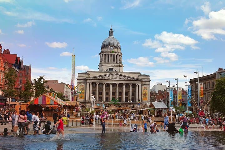 Nottingham Private 2-Hour Historical Walking Tour — Castle, Lace Market & Robin Hood Sites