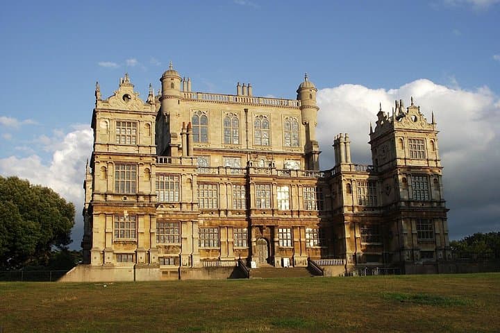 Nottingham Private 2-Hour Historical Walking Tour — Castle, Lace Market & Robin Hood Sites photo 3