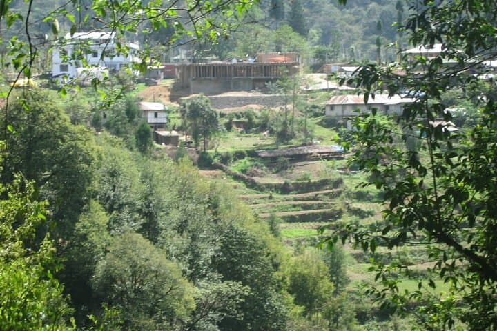Yuksom Day Trip from Pelling: Khecheopalri Lake, Monasteries & Waterfalls photo 2