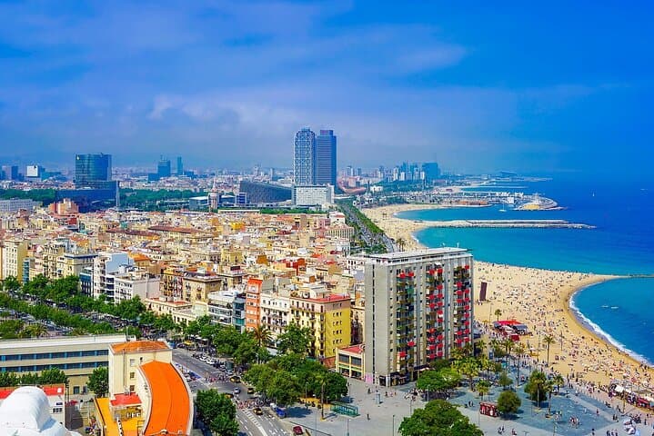 Ride and Frame Barcelona: Private Photo E-Bike Tour of Modernism and the Mediterranean photo 6
