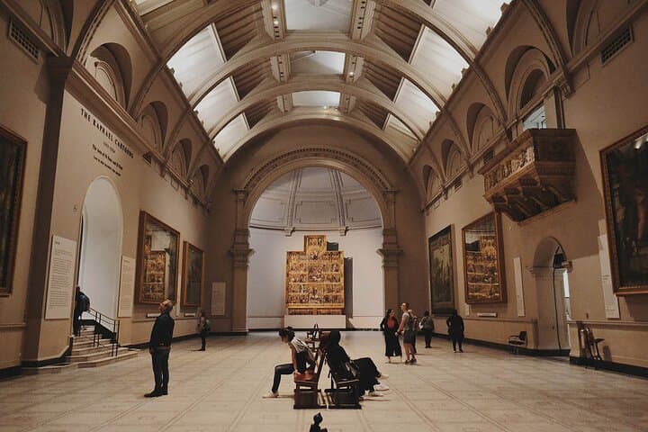 highlights-victoria-albert-museum-private-tour-london
