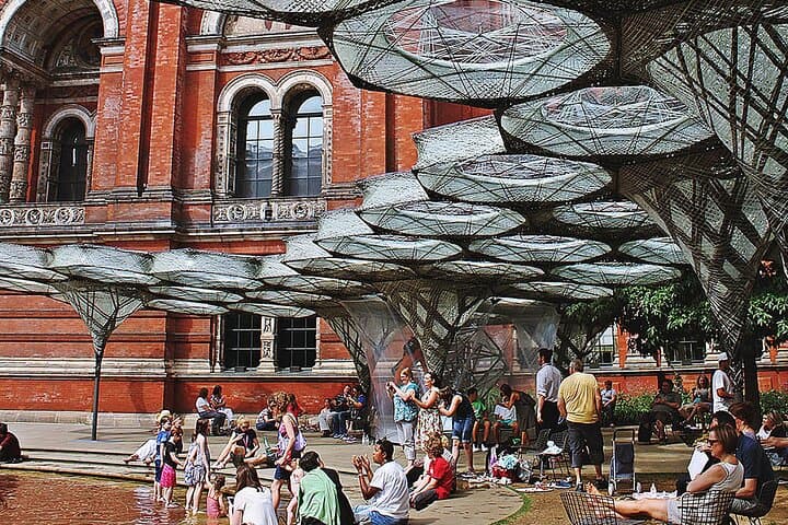 highlights-victoria-albert-museum-private-tour-london photo 3