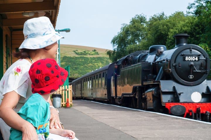 Swanage & Corfe Castle: Jurassic Coast Private Day Tour from Southampton photo 2