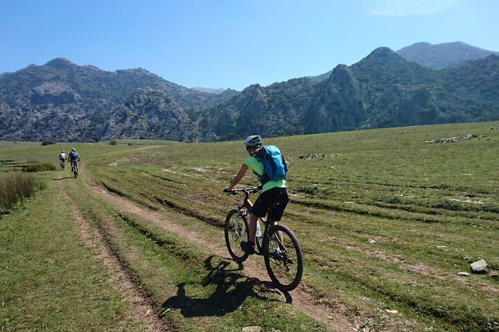 Grazalema Grand Tour: 50km e‑MTB Loop from Ronda through Montejaque