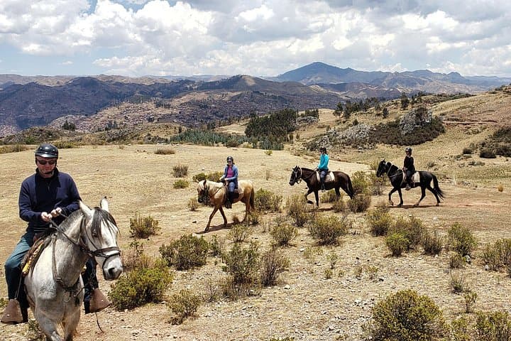 Private Horseback Riding Tour Around Sacsayhuaman – 3–4 Hour Inca Ruins Ride from Cusco photo 4